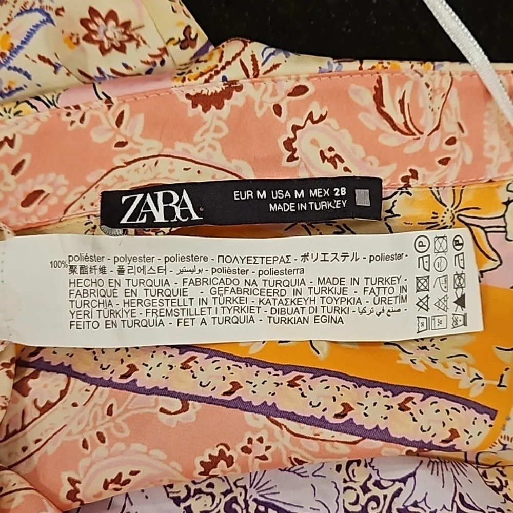 💕ZARA💕 Printed Satin Effect Shirt ~ Pink Multi-Color Paisley Print Medium